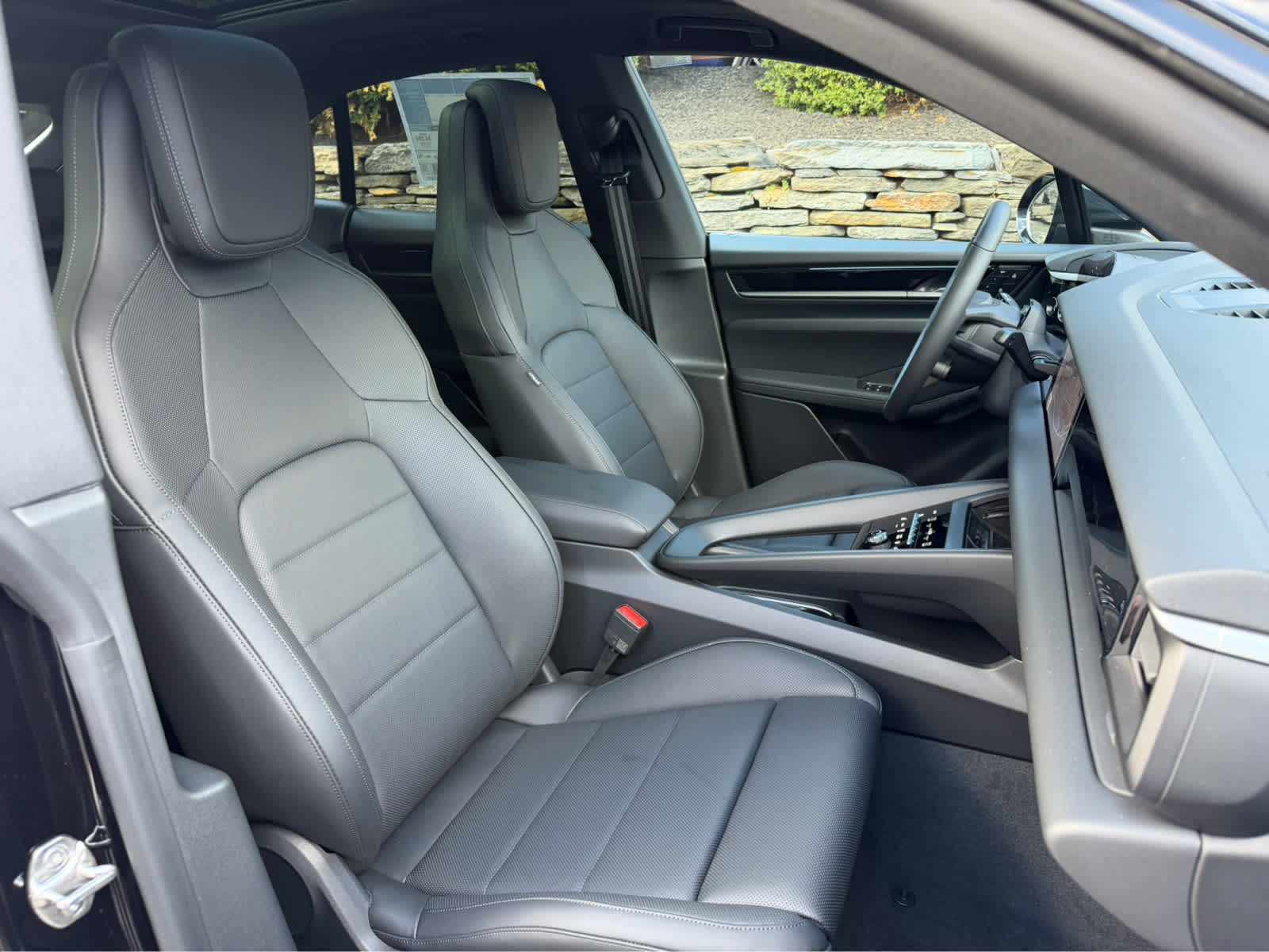 2026 Porsche Macan Base - Photo 20
