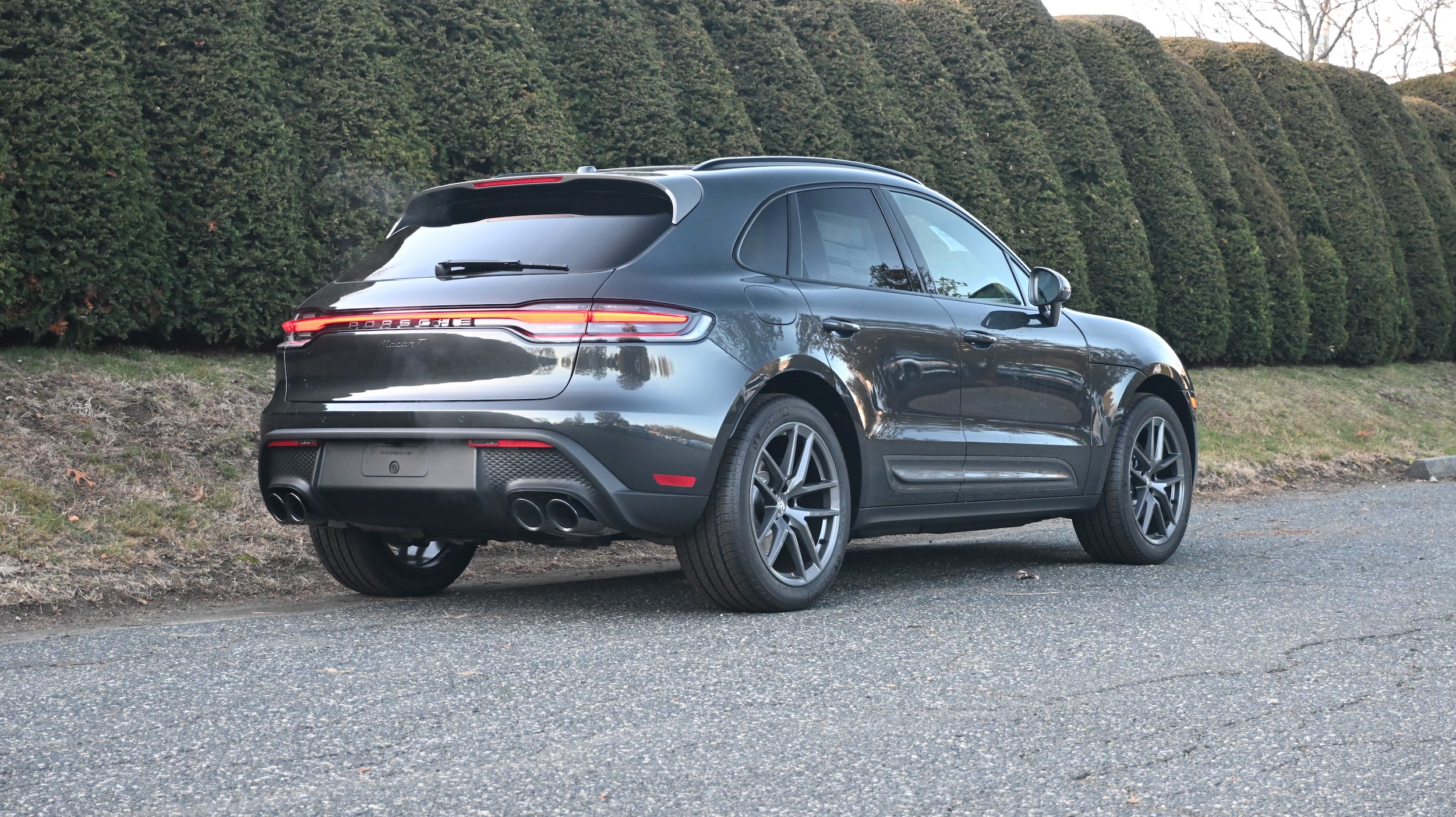 2026 Porsche Macan T - Photo 7