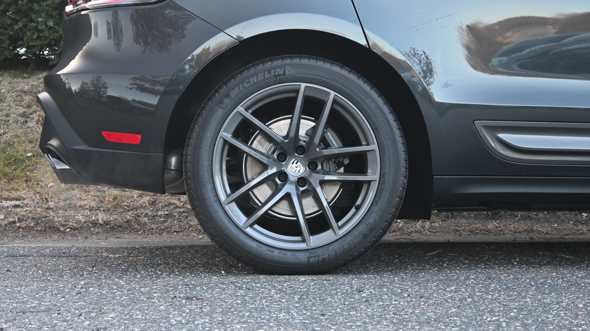 2026 Porsche Macan T - Photo 11