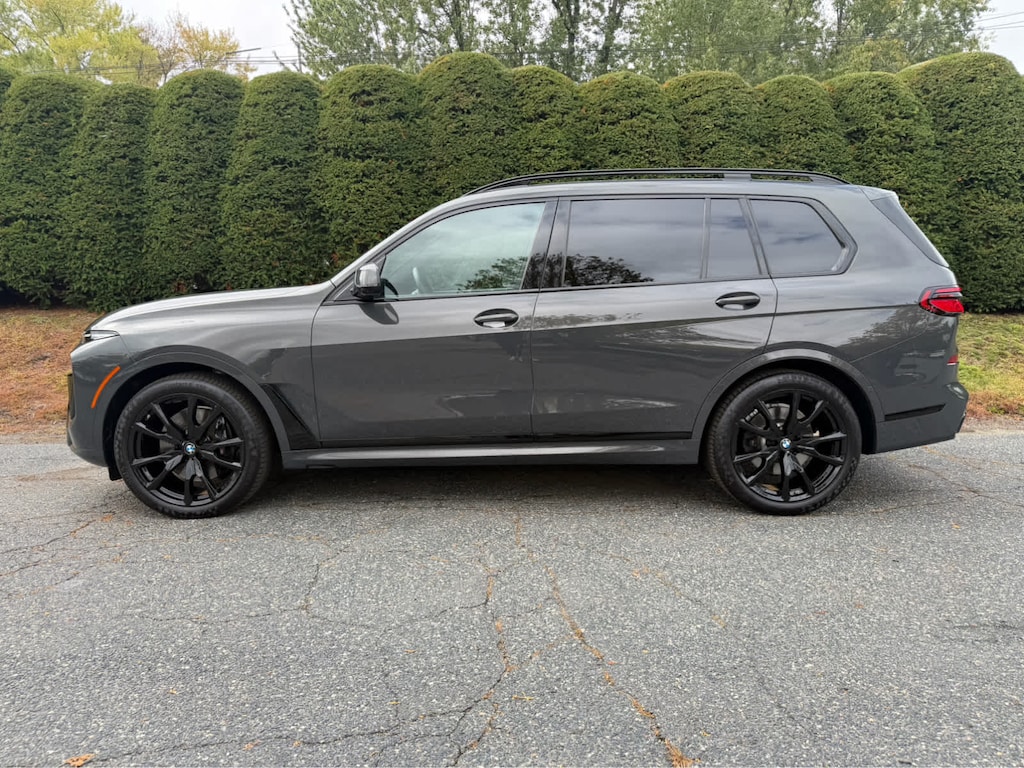 Used 2024 BMW X7 xDrive40i SUV
