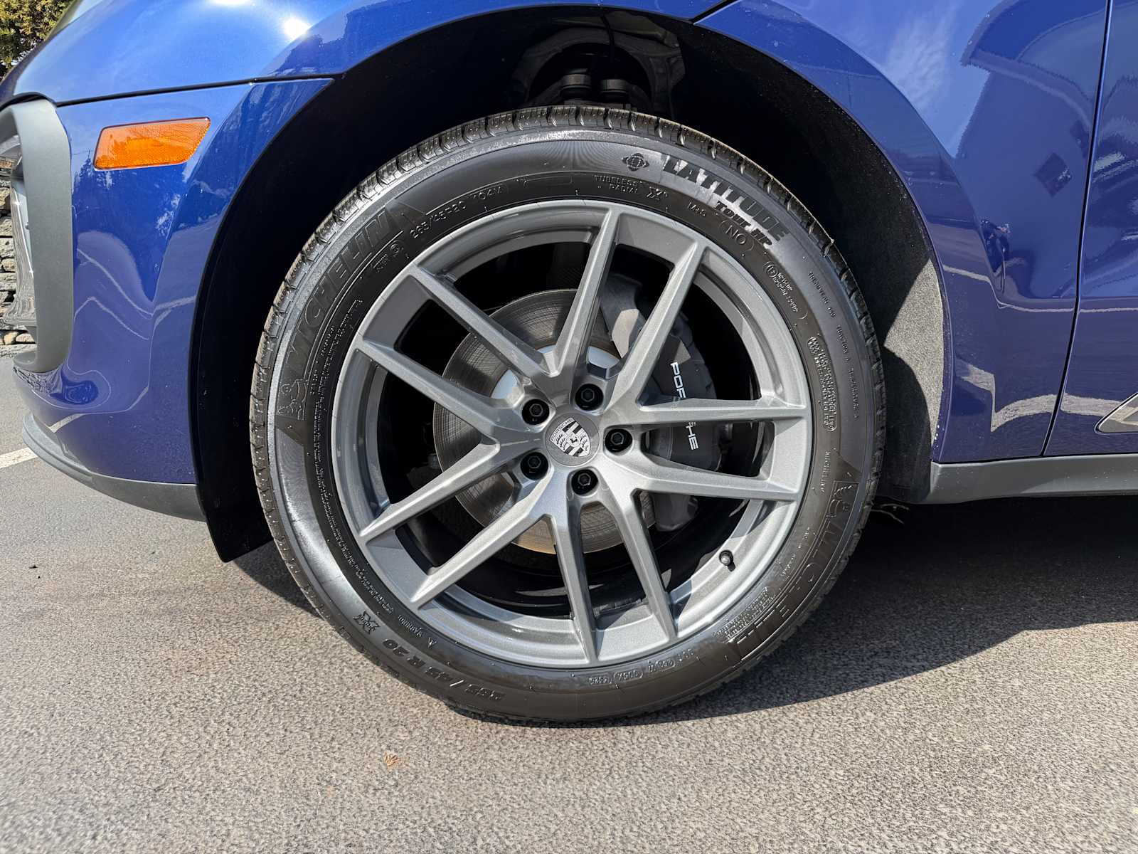 2026 Porsche Macan T - Photo 13