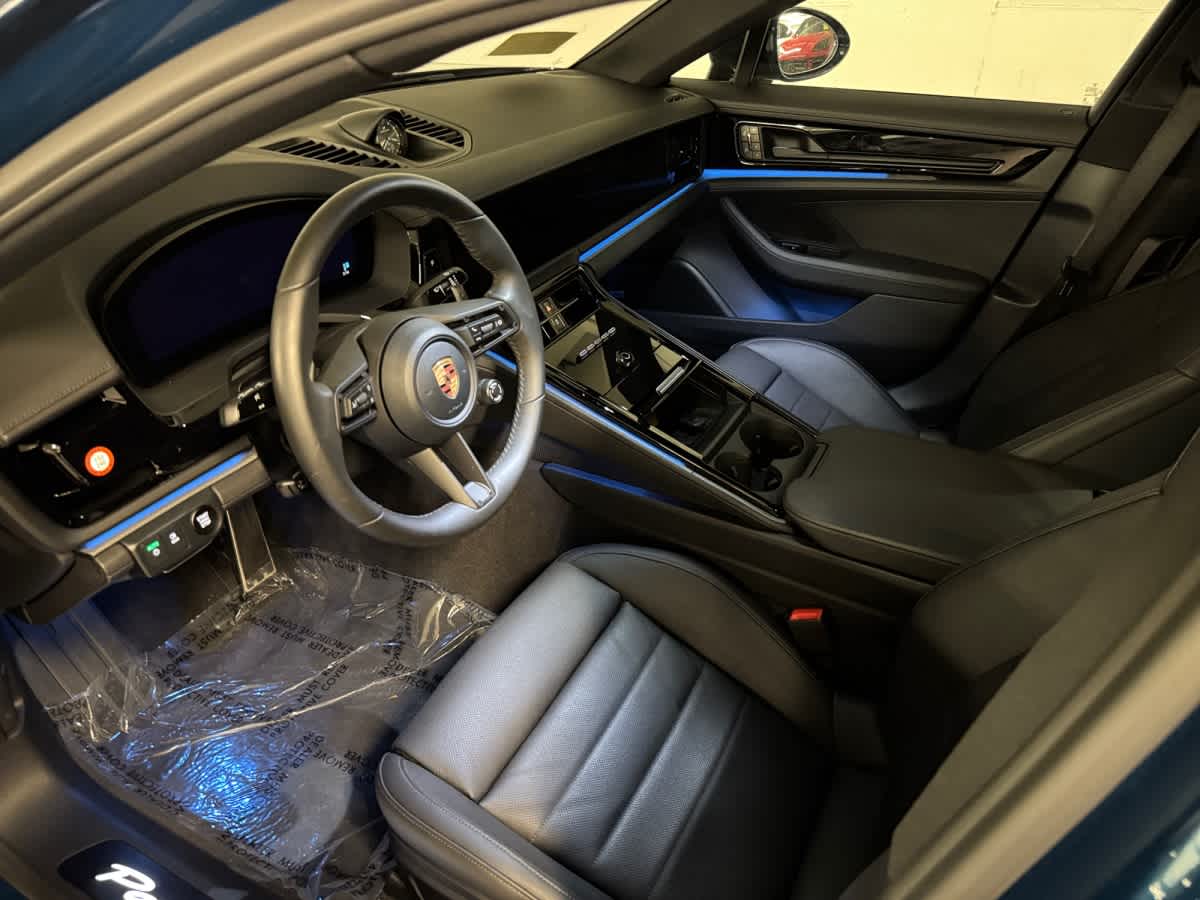 New 2026 Porsche Panamera 4 E-Hybrid Sedan