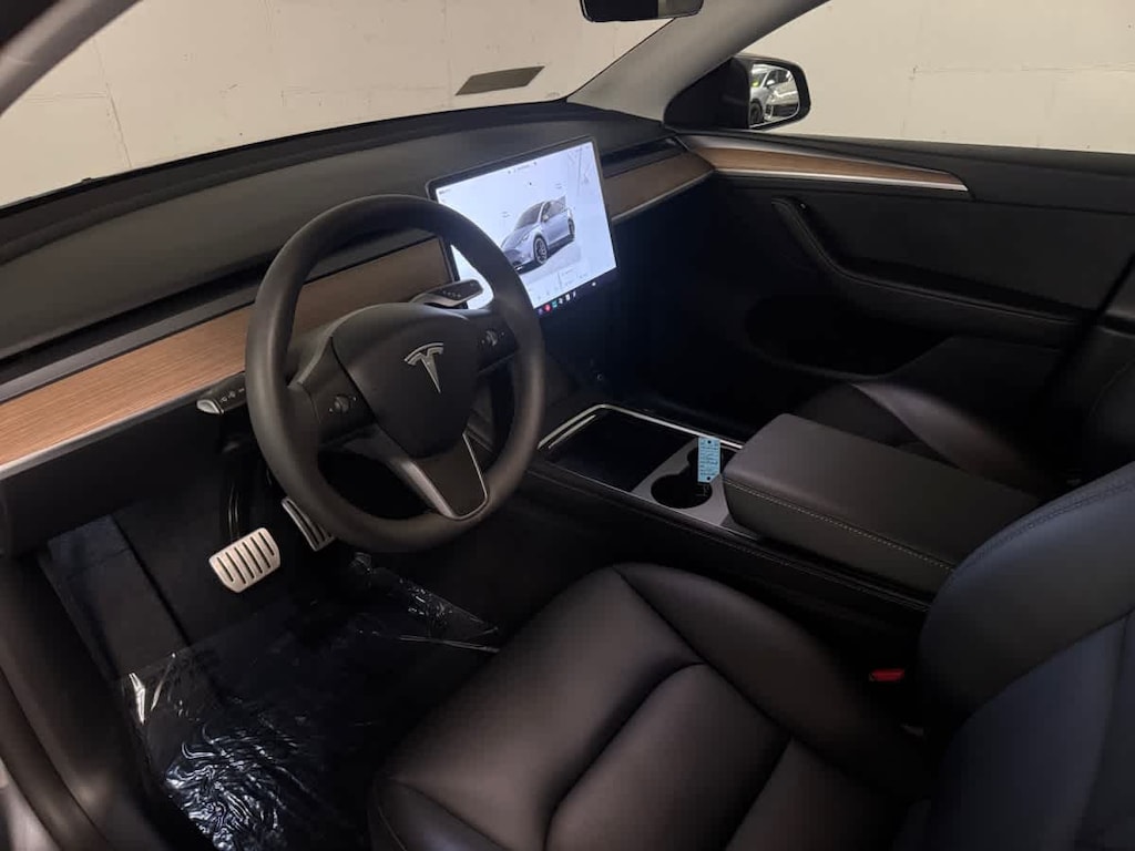 Used 2024 Tesla Model Y Performance SUV