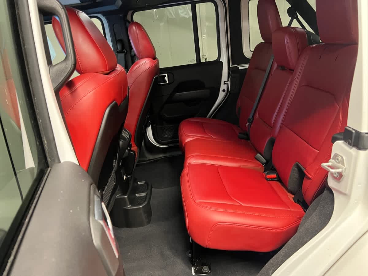 2024 Jeep Wrangler 4-Door Rubicon 392 - Photo 21