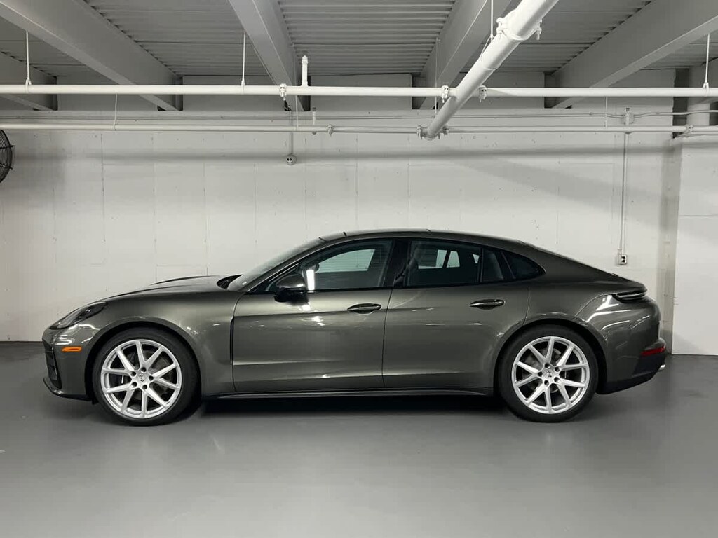 New 2026 Porsche Panamera 4 Sedan