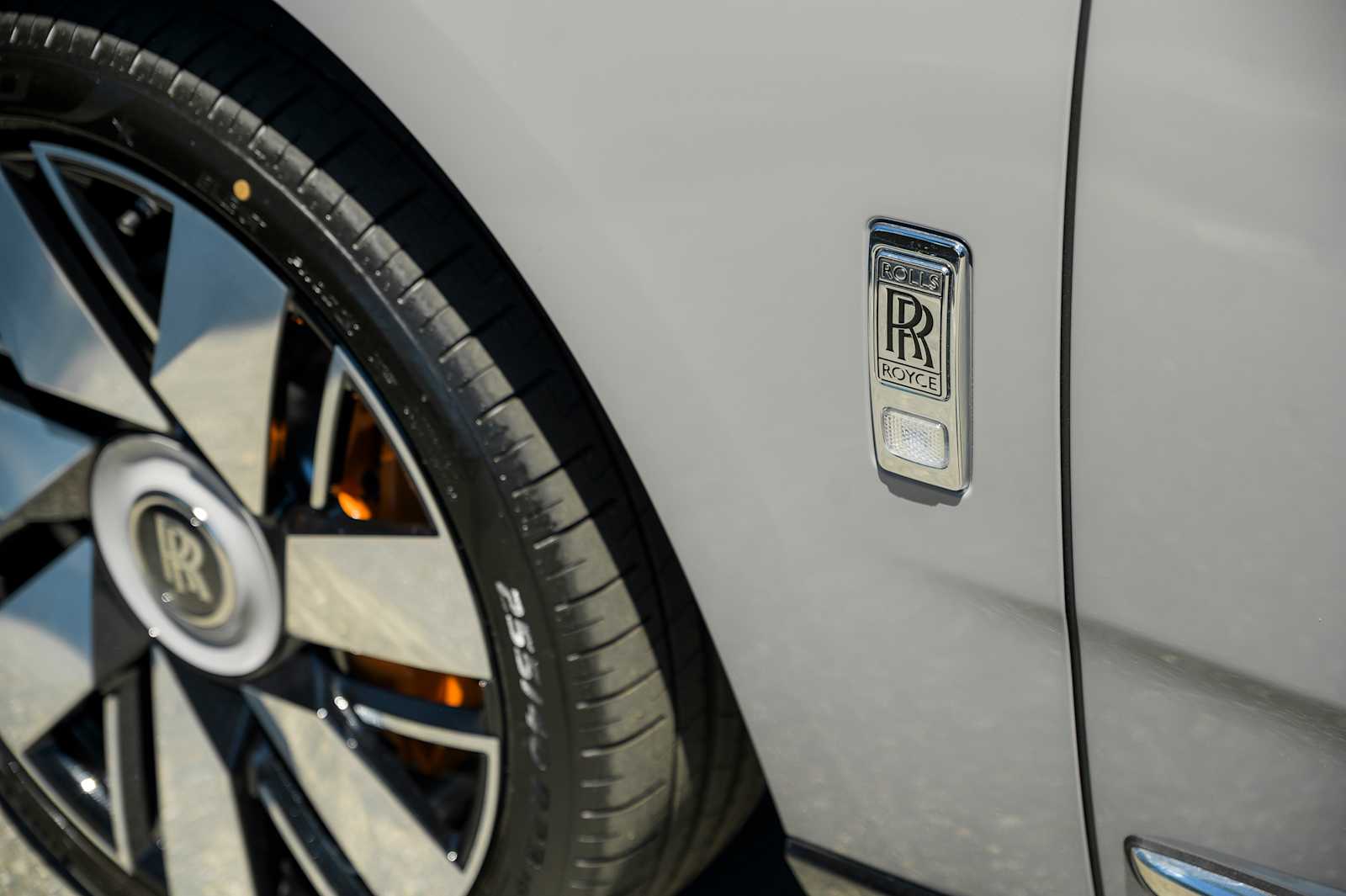 2027 Rolls-Royce Cullinan Base - Photo 15