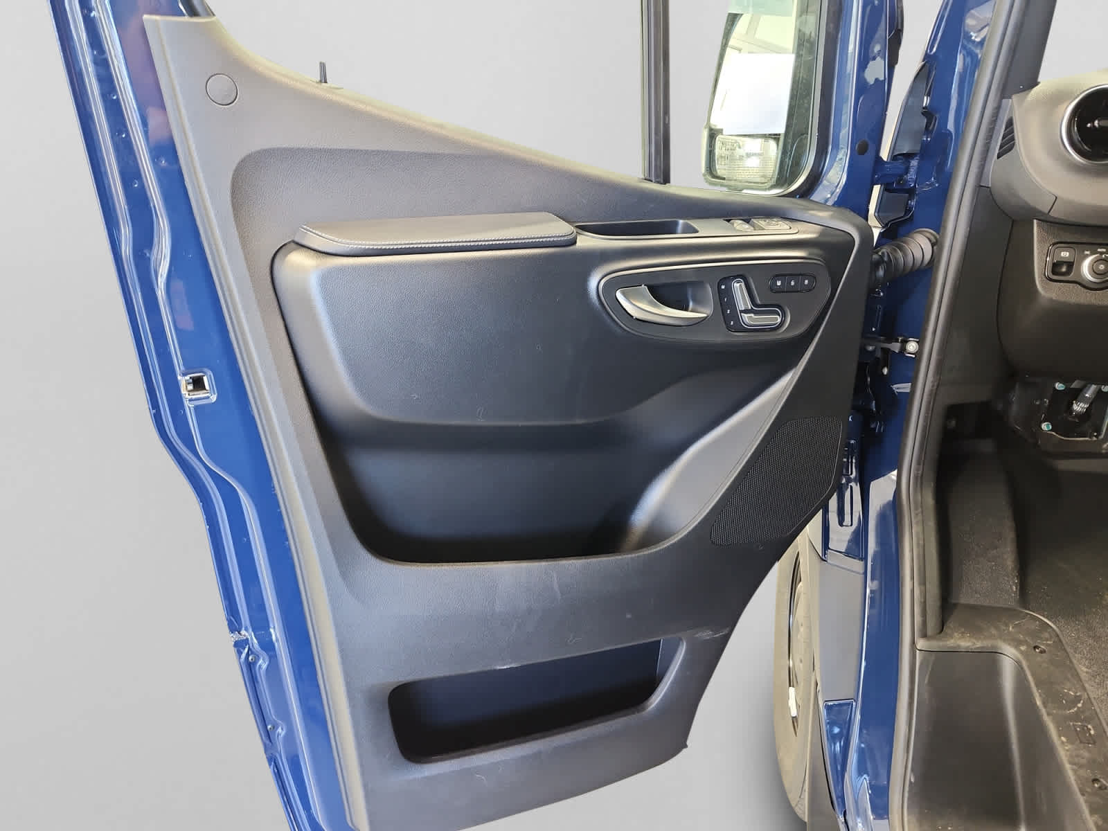 2026 Mercedes-Benz Sprinter Cargo Van Base - Photo 10