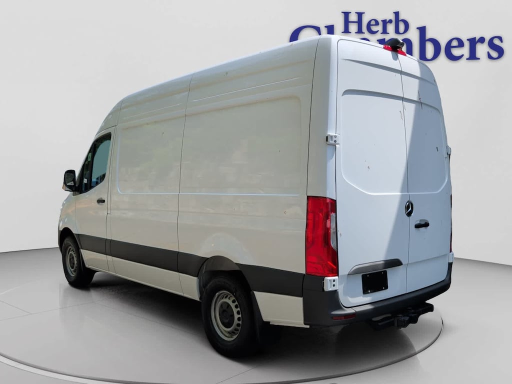 New 2026 Mercedes-Benz Sprinter 2500 Standard Roof 4-Cyl Diesel Van Crew Van