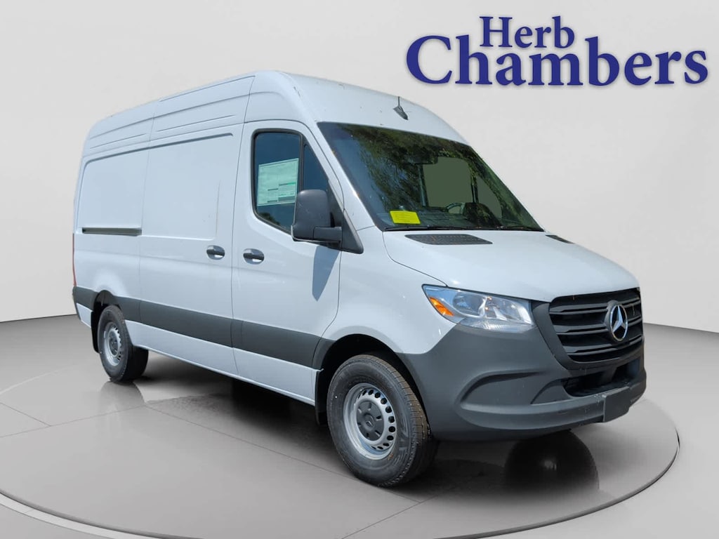 New 2026 Mercedes-Benz Sprinter 2500 Standard Roof 4-Cyl Diesel Van Crew Van