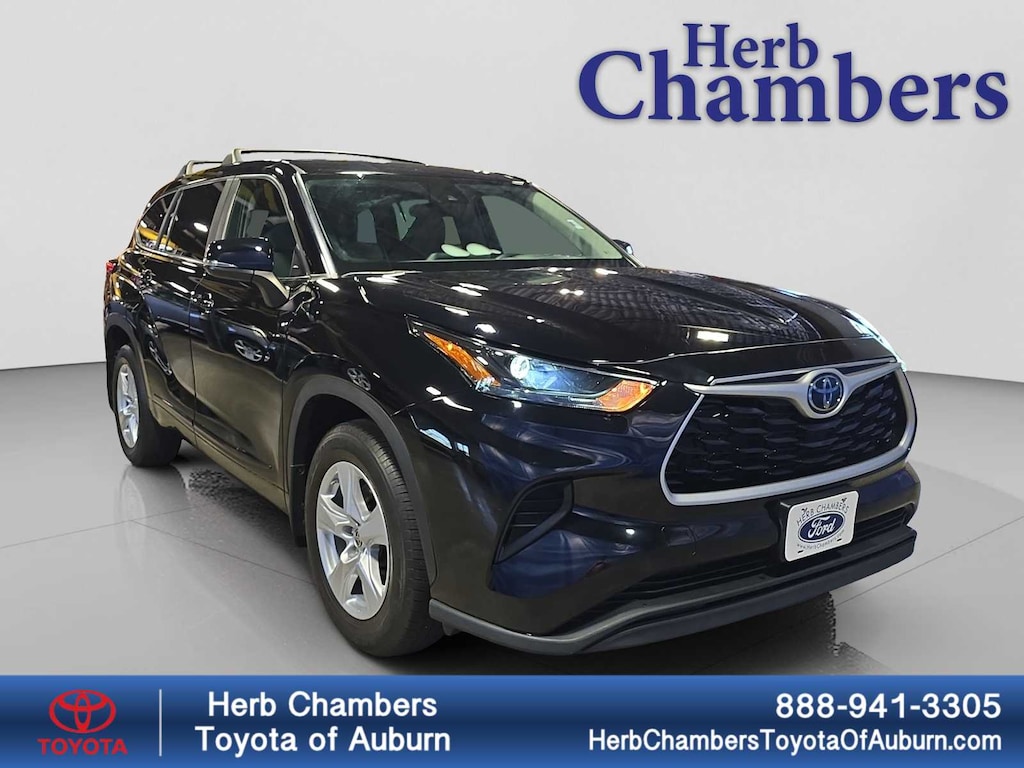 Used 2023 Toyota Highlander L SUV