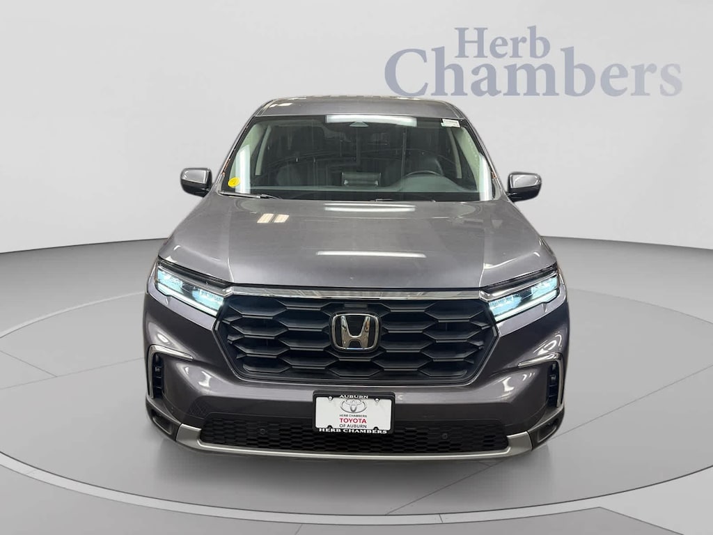 Used 2024 Honda Pilot EX-L 8 Passenger SUV