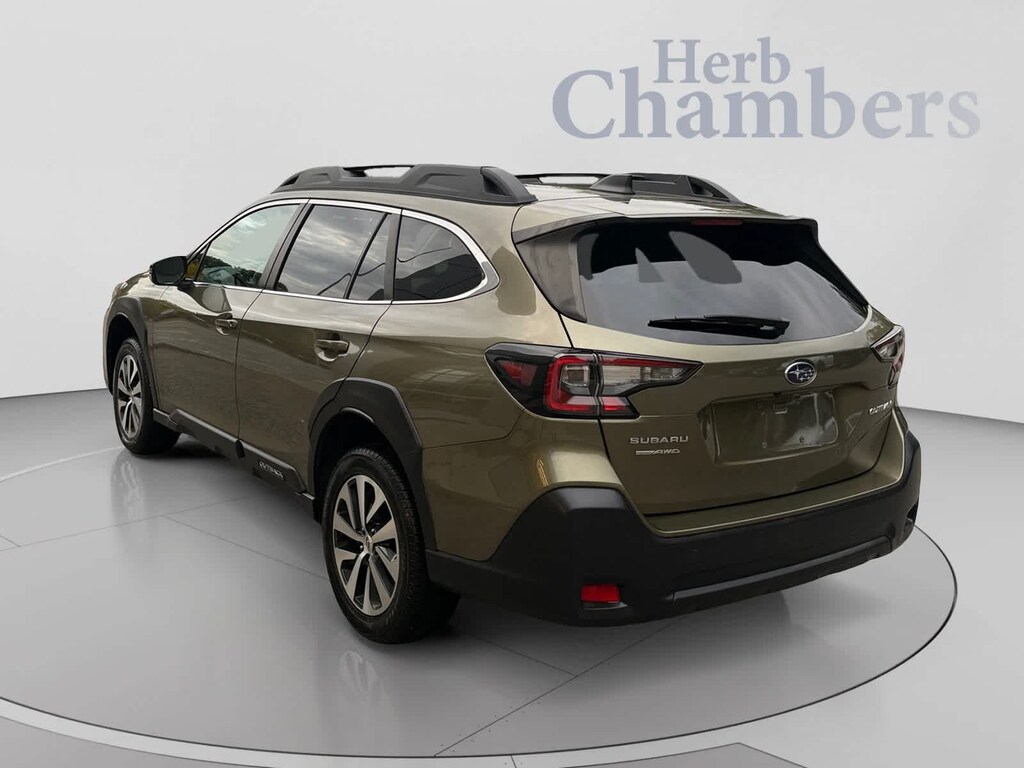 Used 2023 Subaru Outback Premium SUV