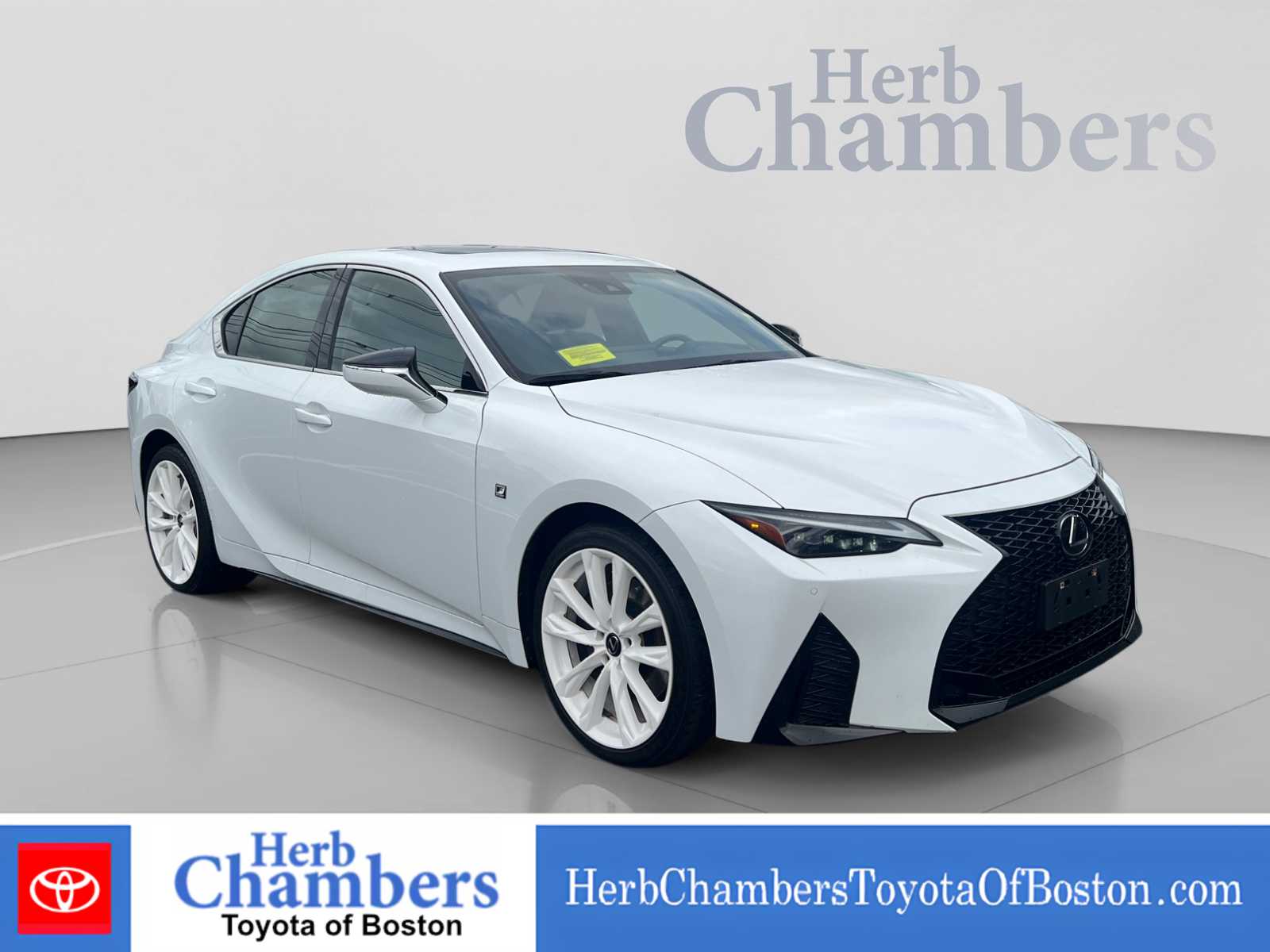 2023 Lexus IS