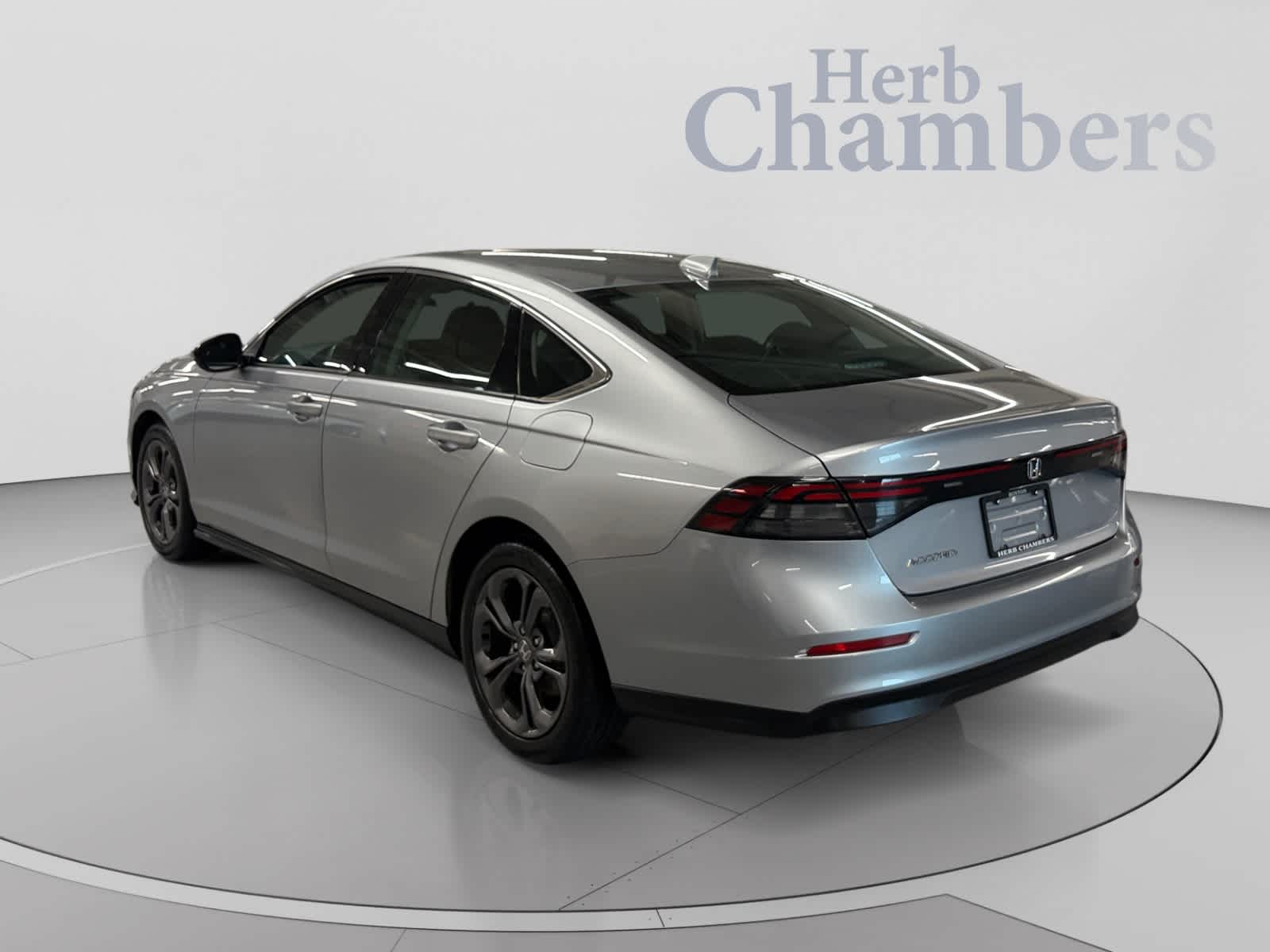 Used 2023 Honda Accord EX Sedan