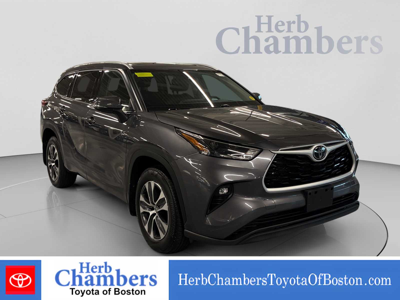 2022 Toyota Highlander SUV 