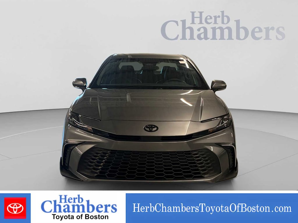 Used 2026 Toyota Camry SE Sedan