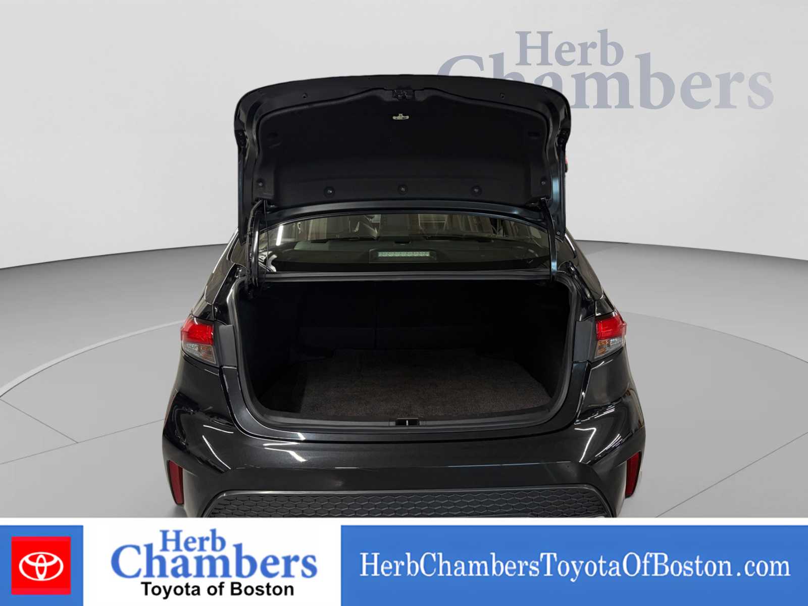 Used 2021 Toyota Corolla XSE Sedan