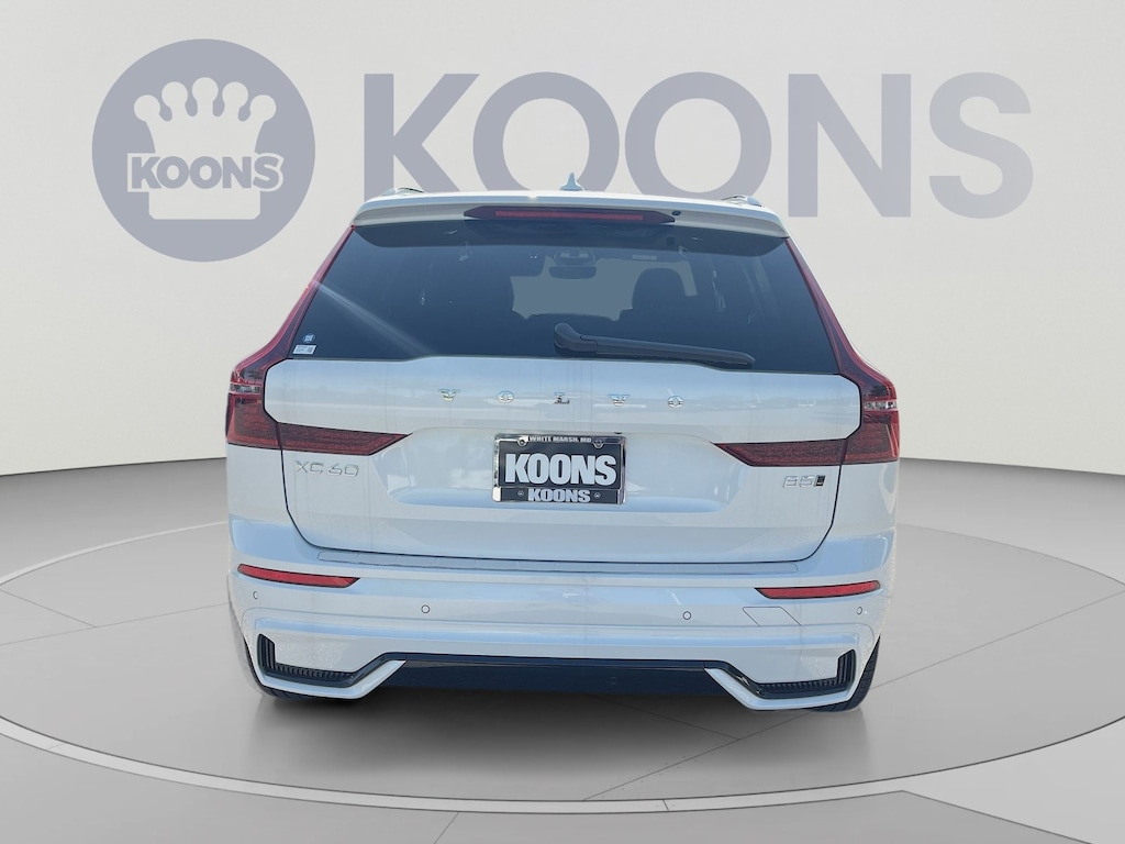 New 2026 Volvo XC60 Plus SUV