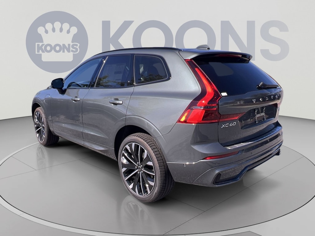 New 2027 Volvo XC60 plug-in hybrid Ultra SUV