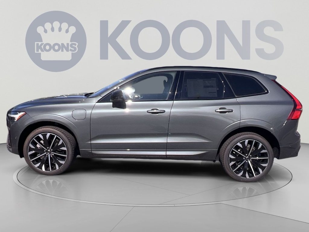 New 2027 Volvo XC60 plug-in hybrid Ultra SUV