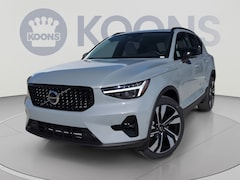2026 Volvo XC40
