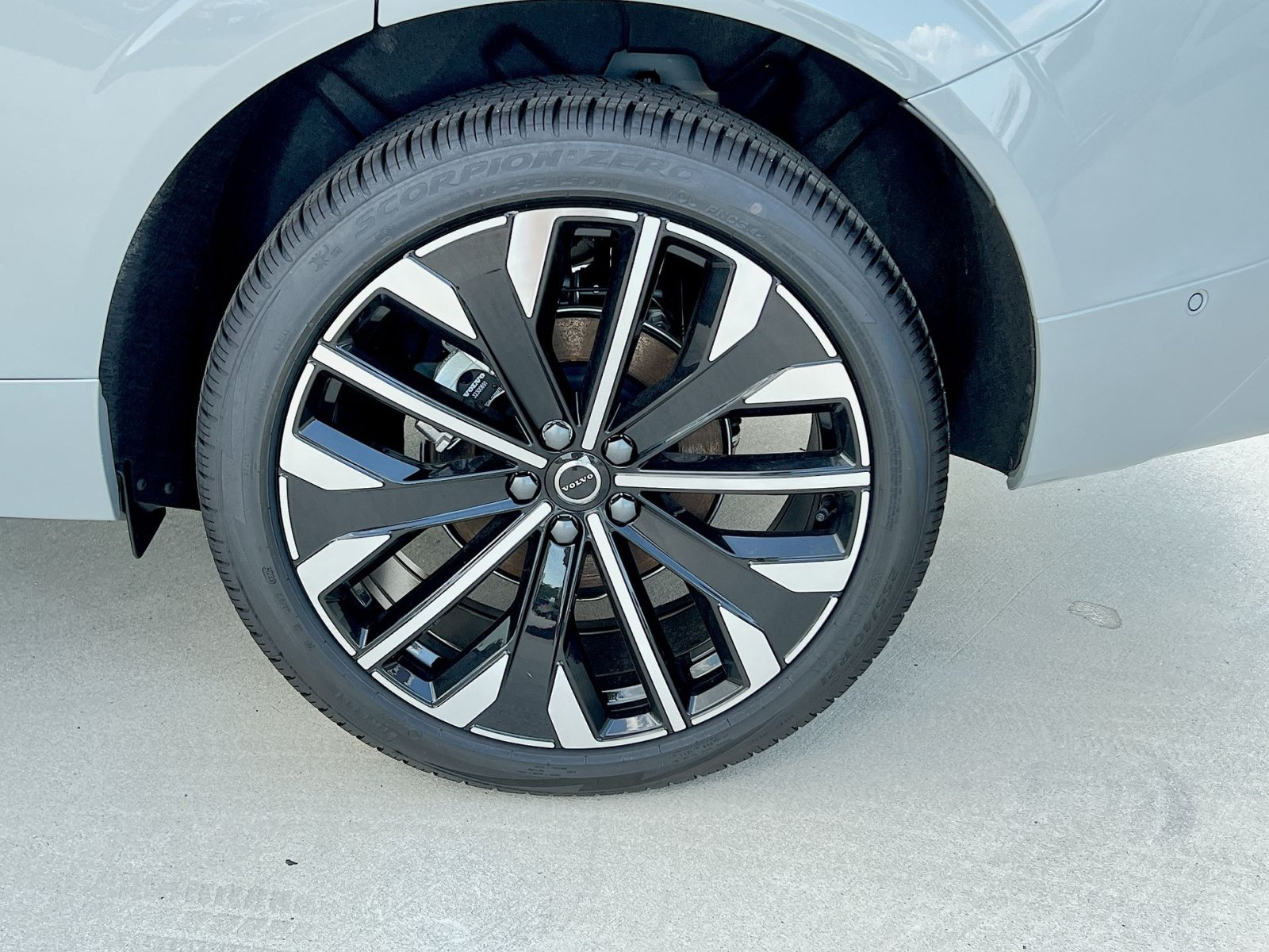 2026 Volvo XC60 Ultra - Photo 20