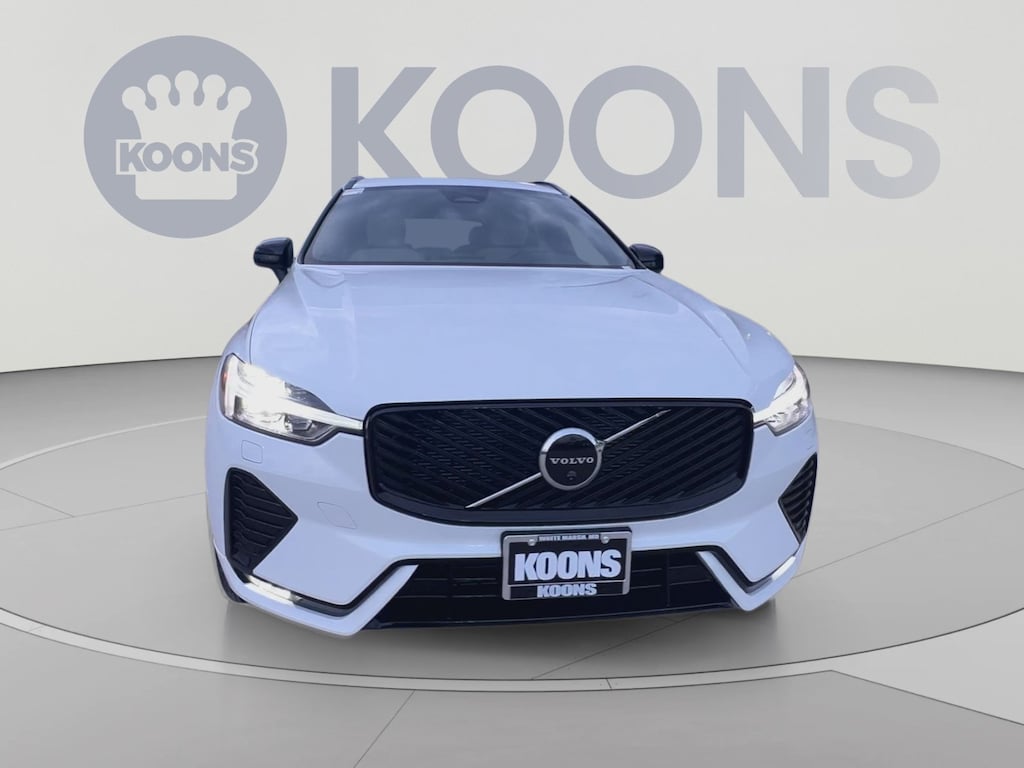 New 2026 Volvo XC60 Plus SUV