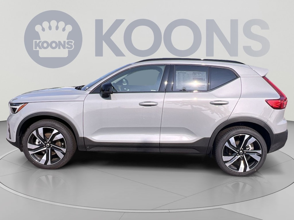 New 2026 Volvo XC40 Ultra SUV