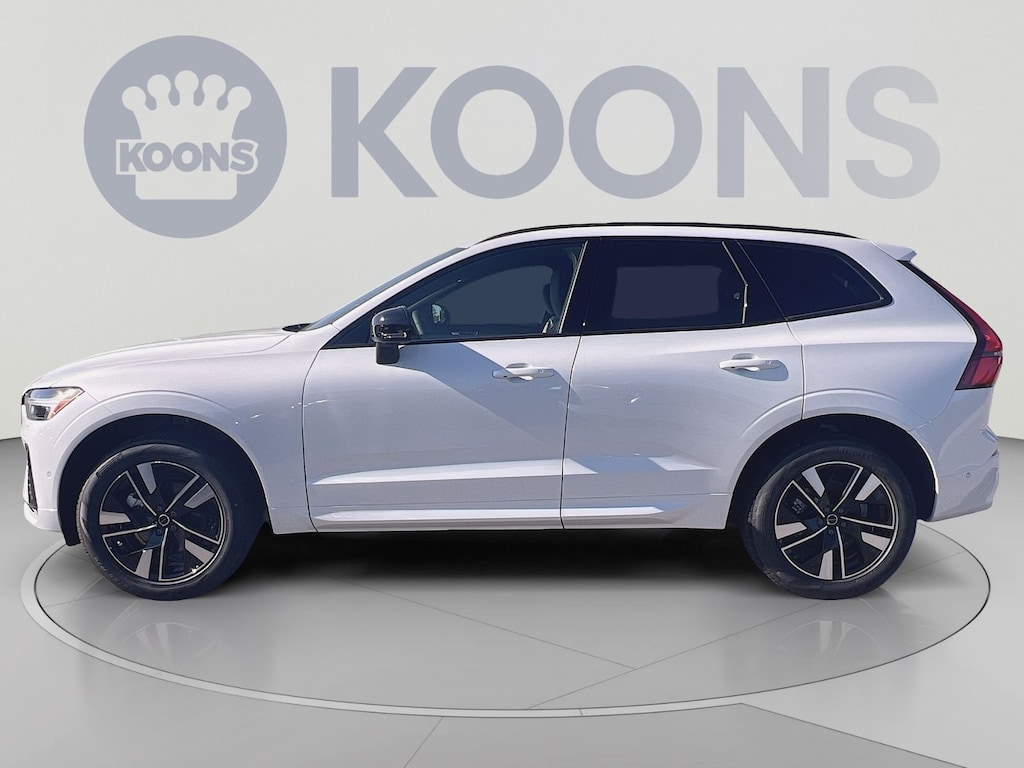 New 2026 Volvo XC60 Plus SUV