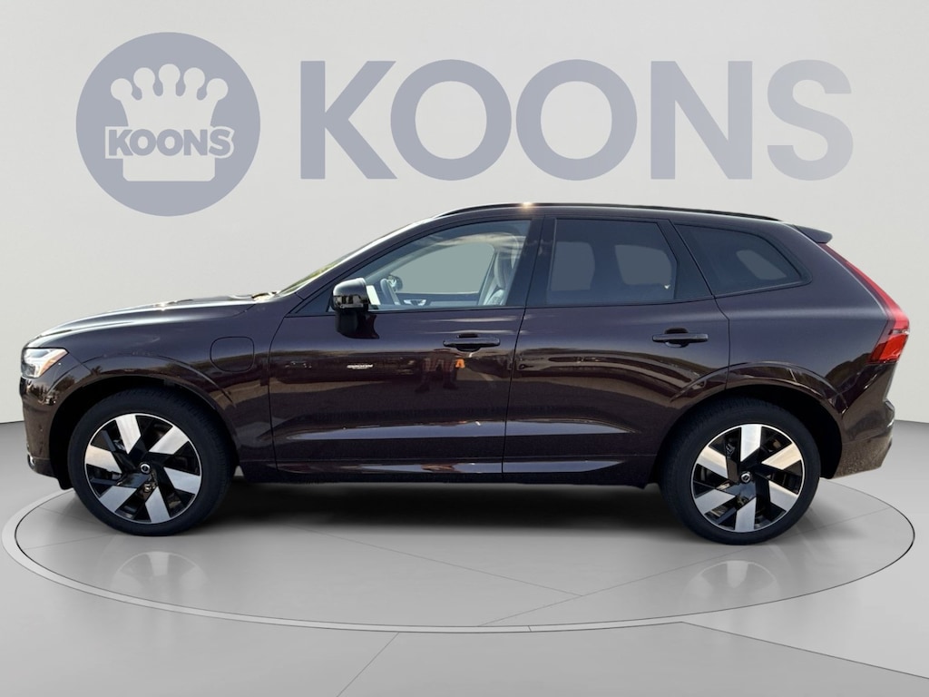 New 2026 Volvo XC60 plug-in hybrid Ultra SUV