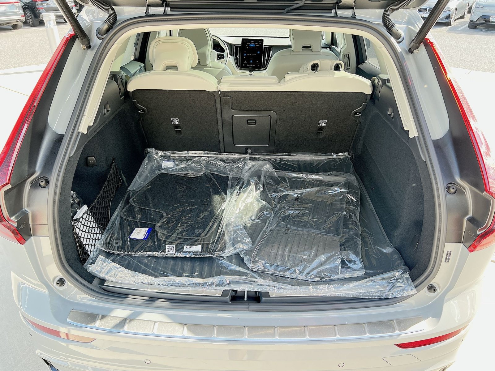 2026 Volvo XC60 Ultra - Photo 34