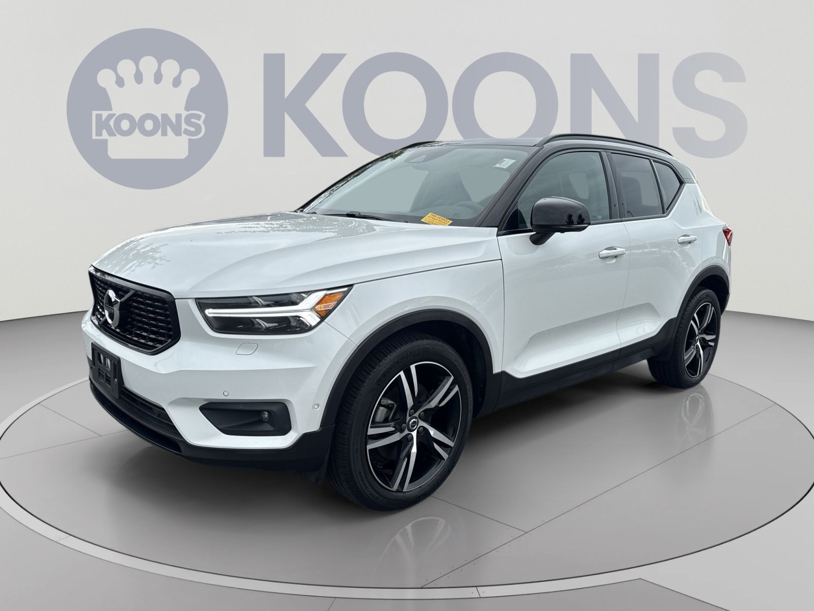  Volvo XC40