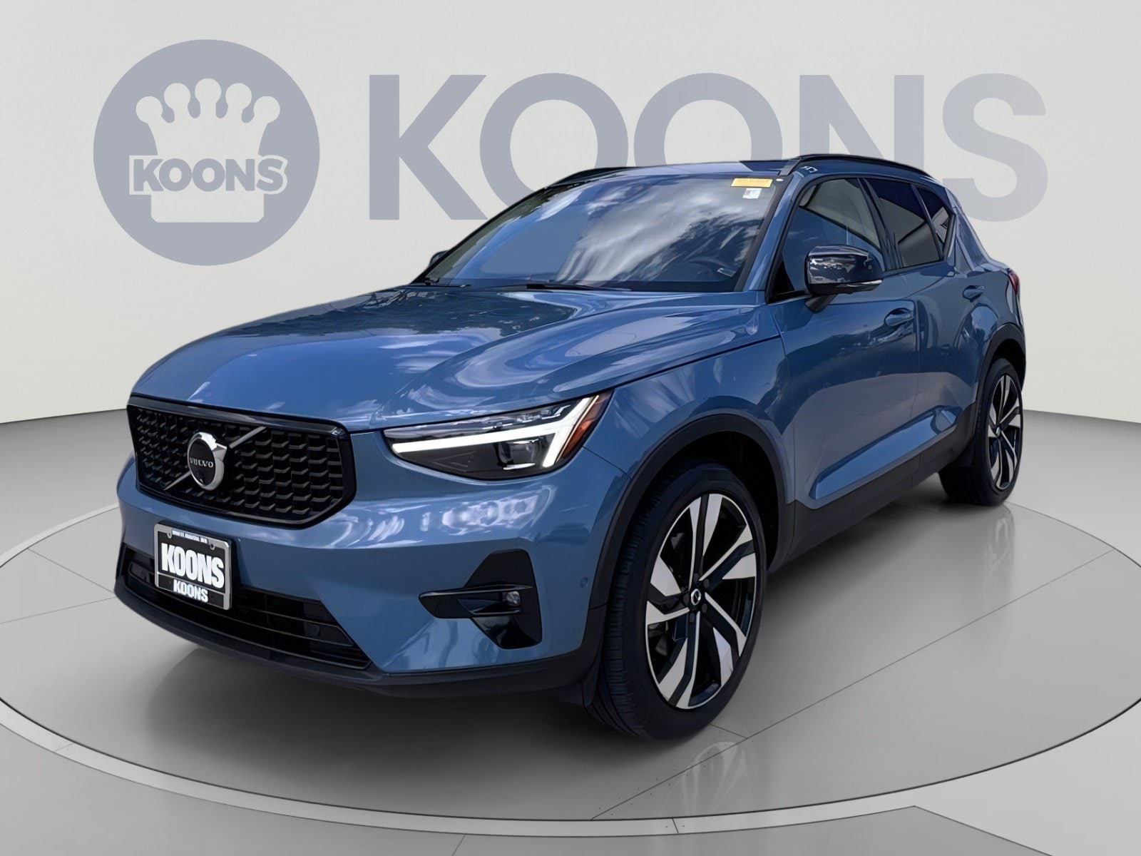 2024 Volvo XC40