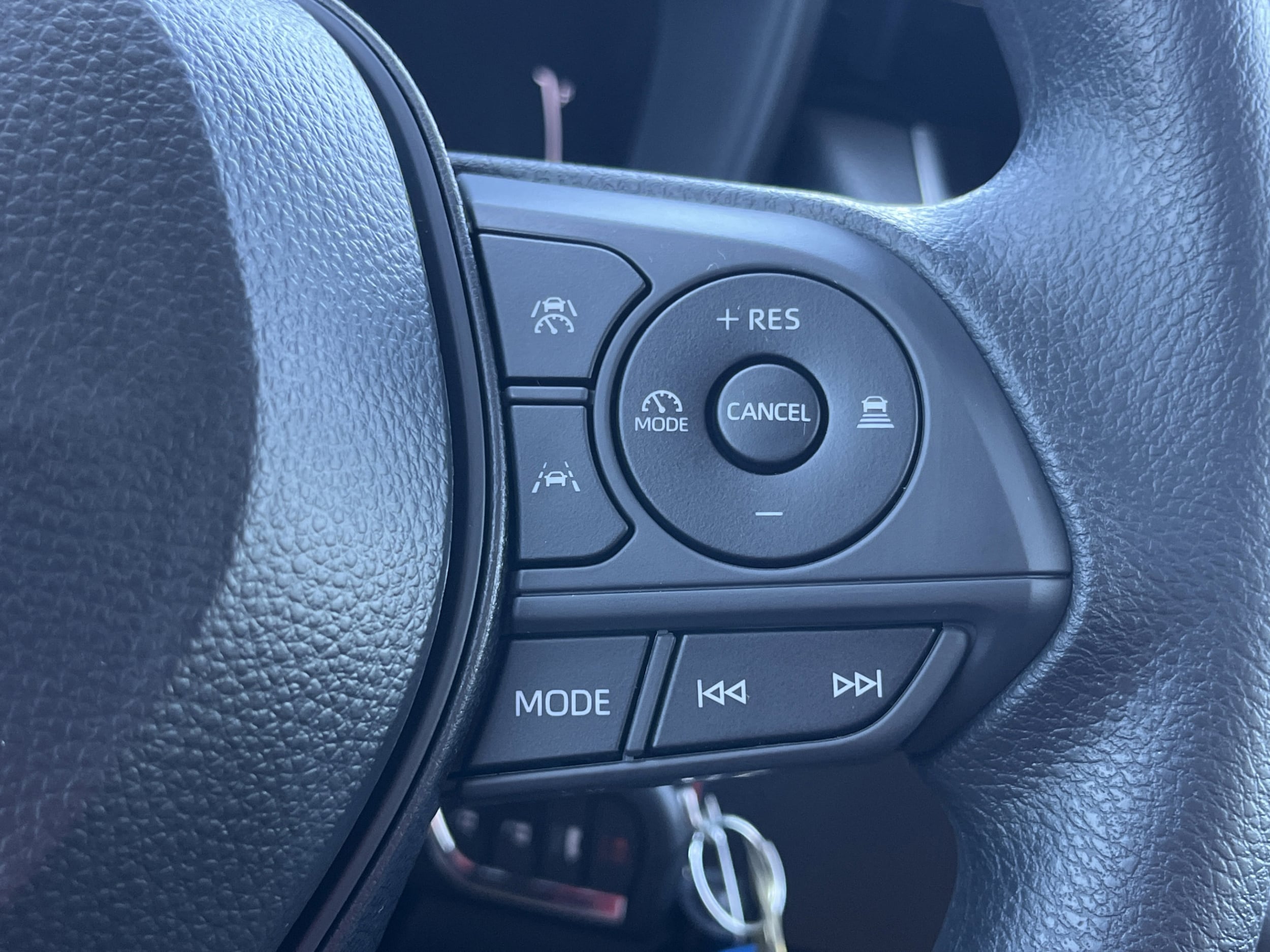 2026 Toyota Corolla LE - Photo 14
