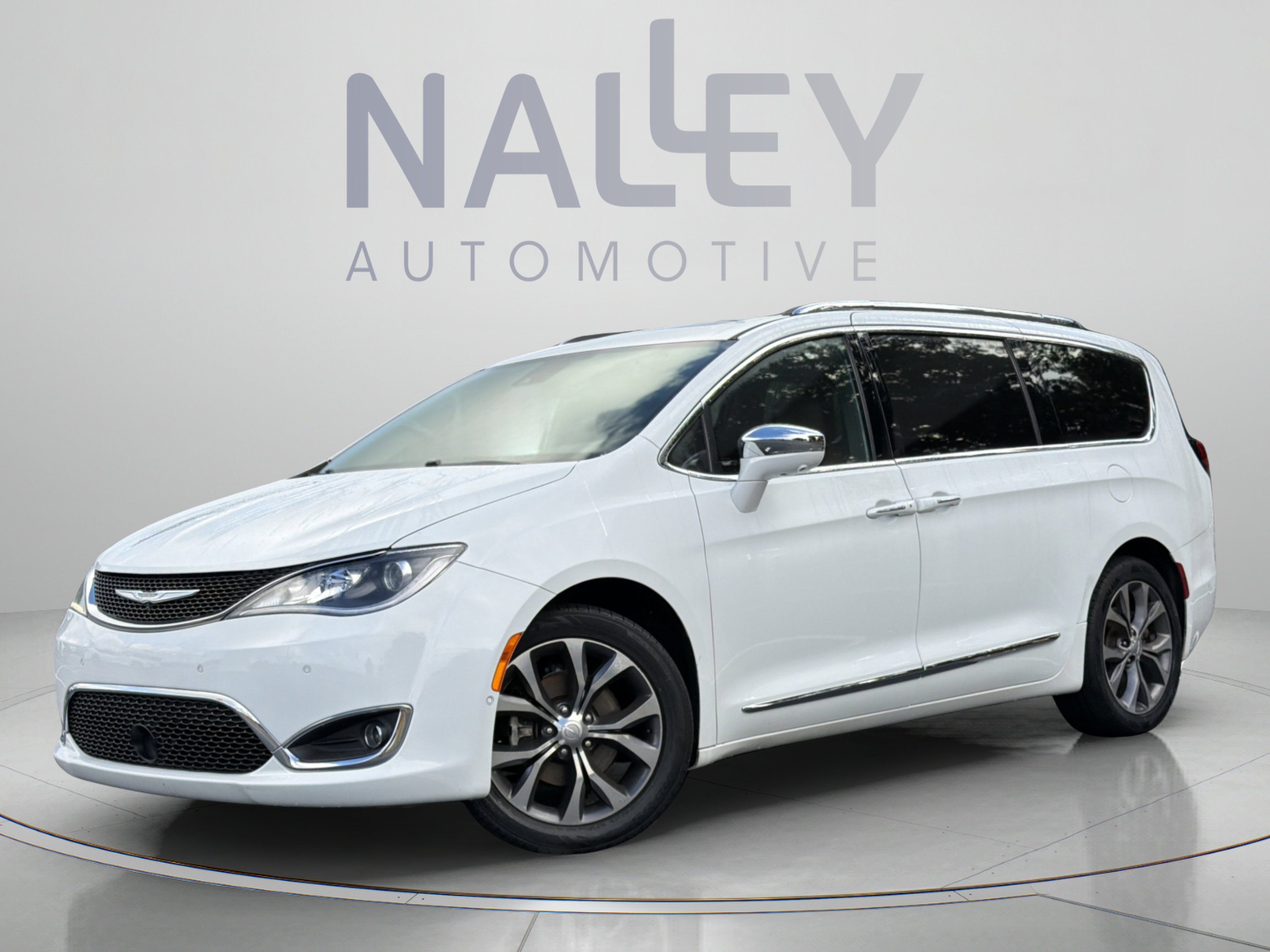 Used 2017 Chrysler Pacifica Limited Van