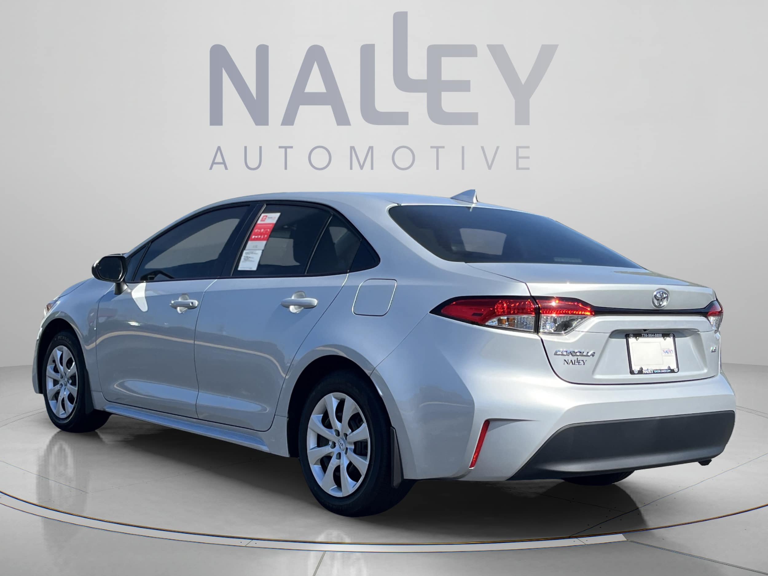 2026 Toyota Corolla LE - Photo 5