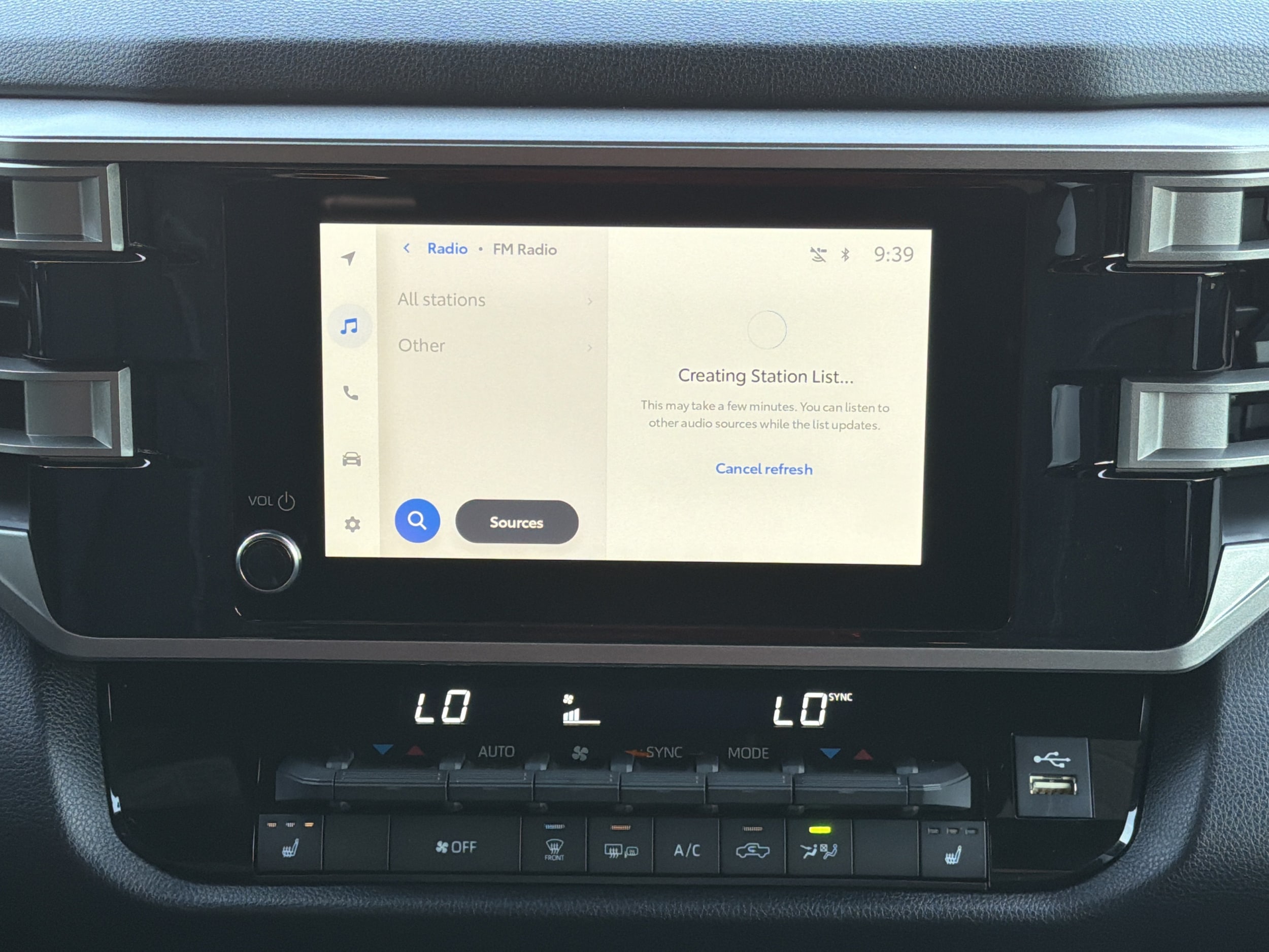 2026 Toyota Tundra SR5 - Photo 4