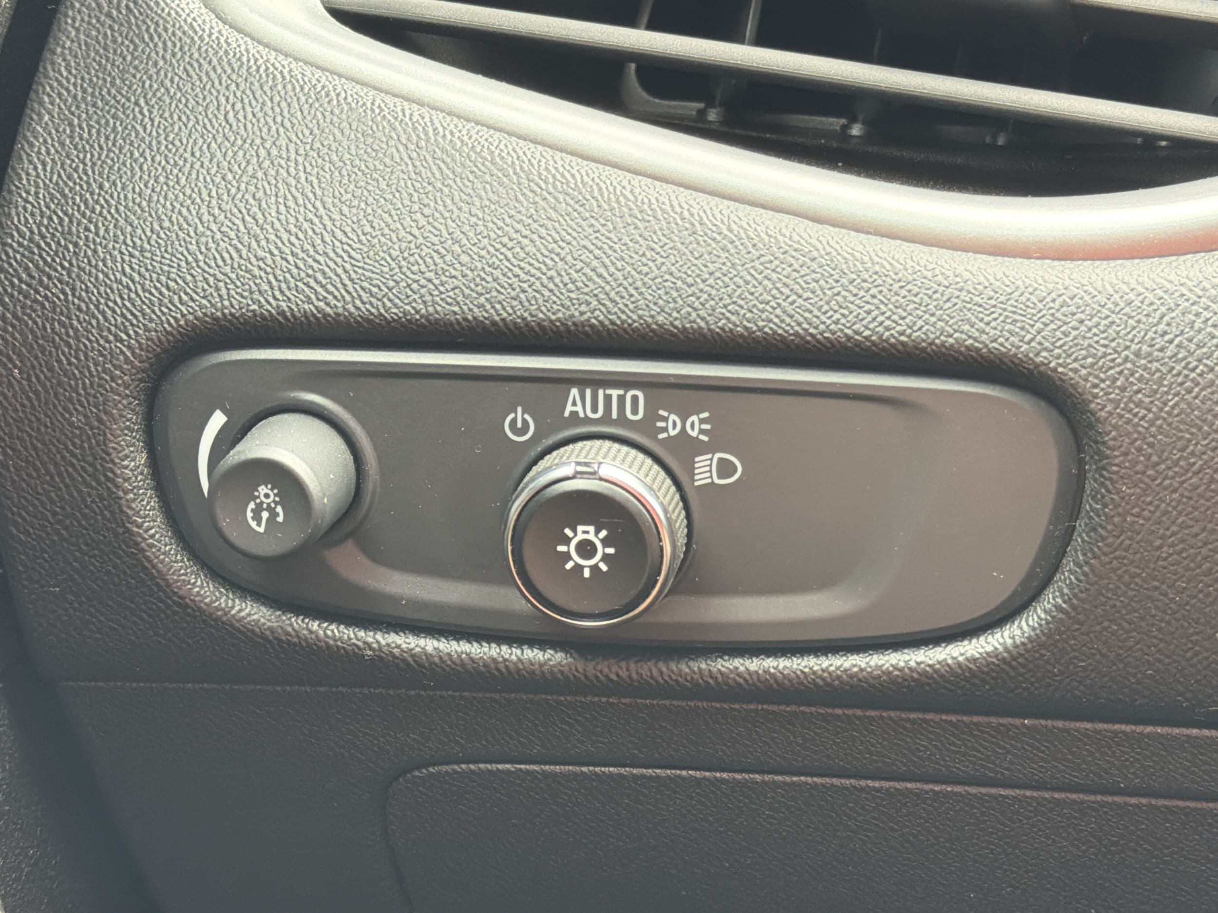 2024 Chevrolet Malibu 1LT - Photo 19