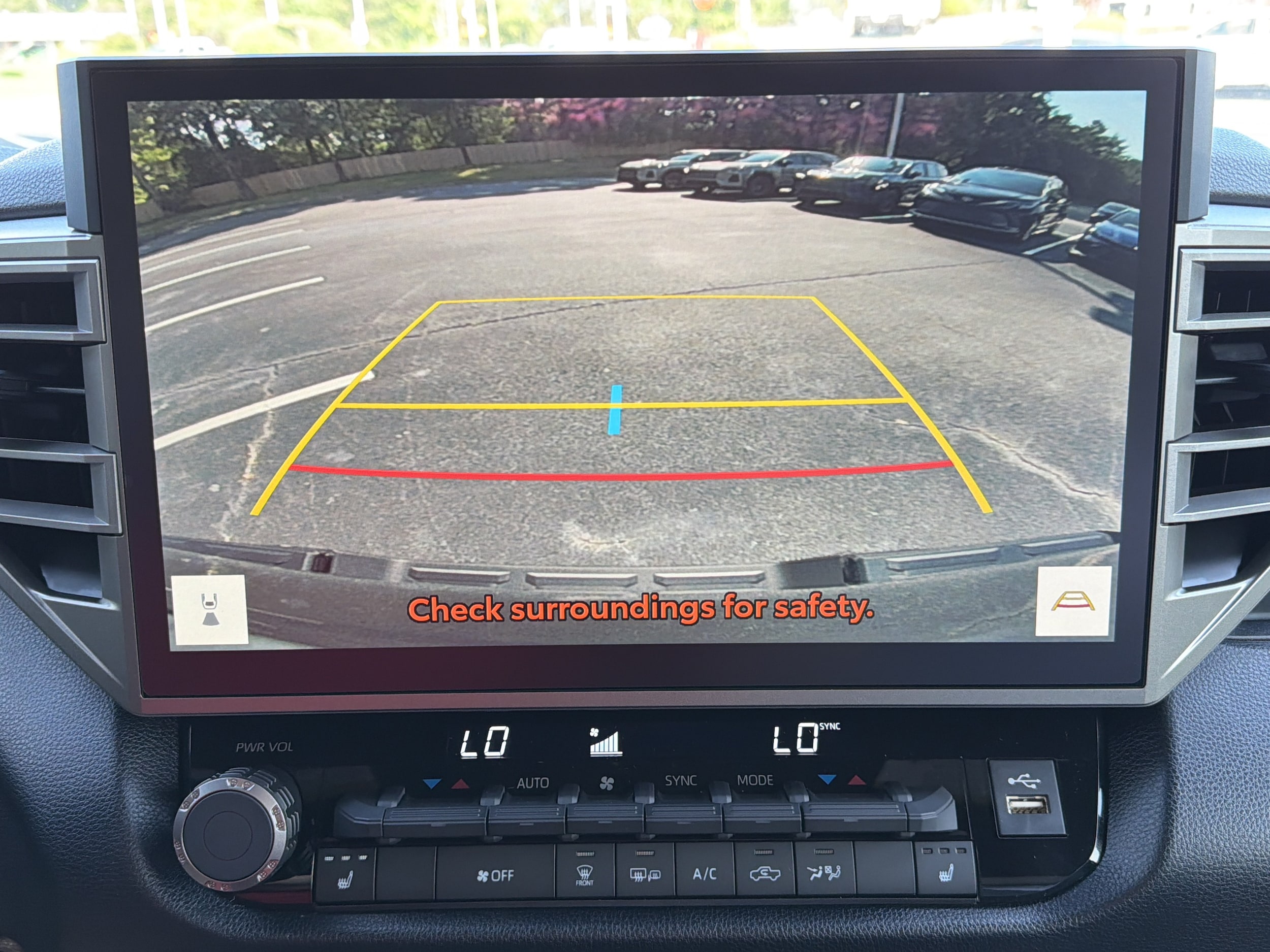 2026 Toyota Tundra SR5 - Photo 6