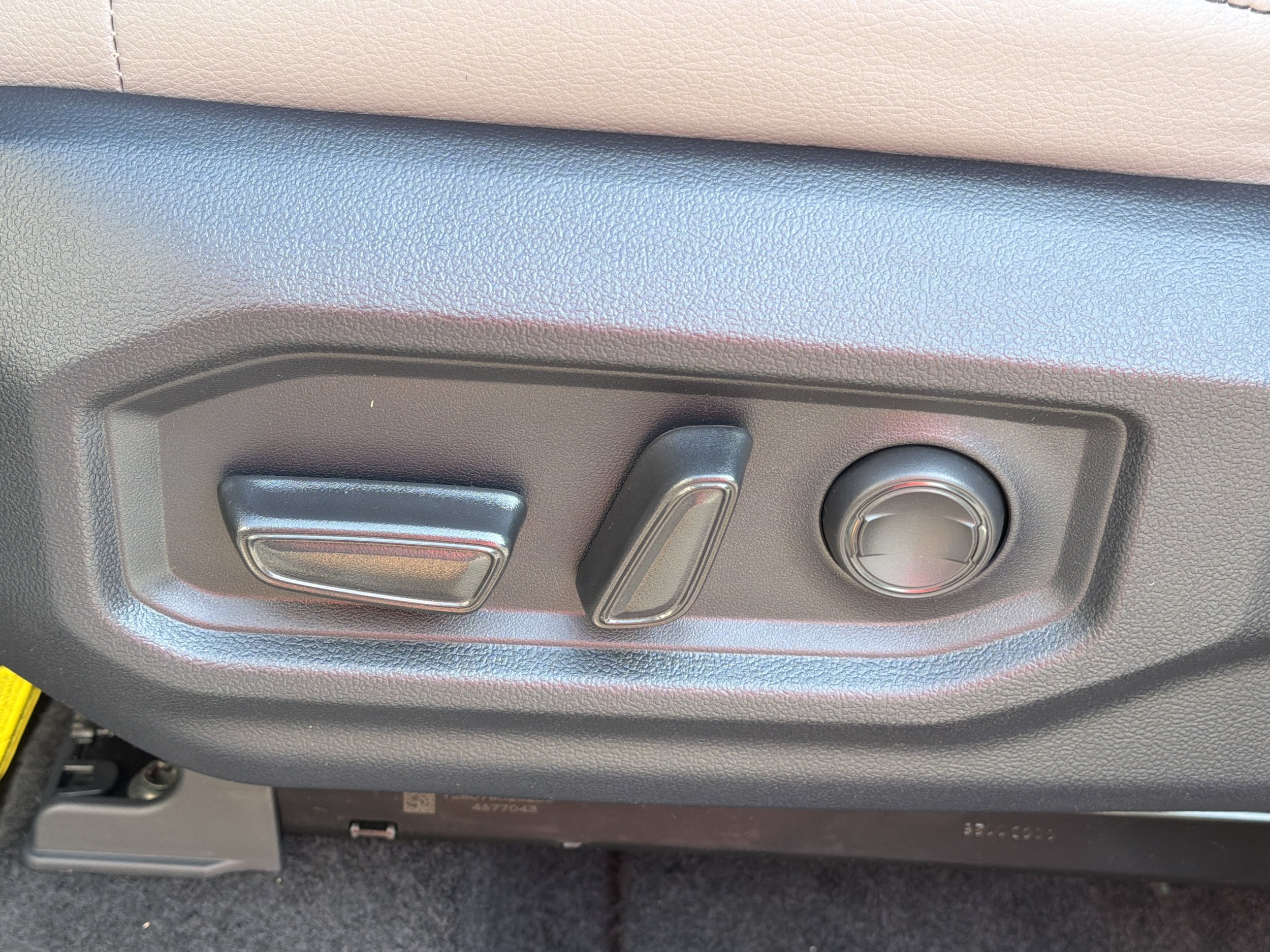 2026 Toyota Tundra SR5 - Photo 16