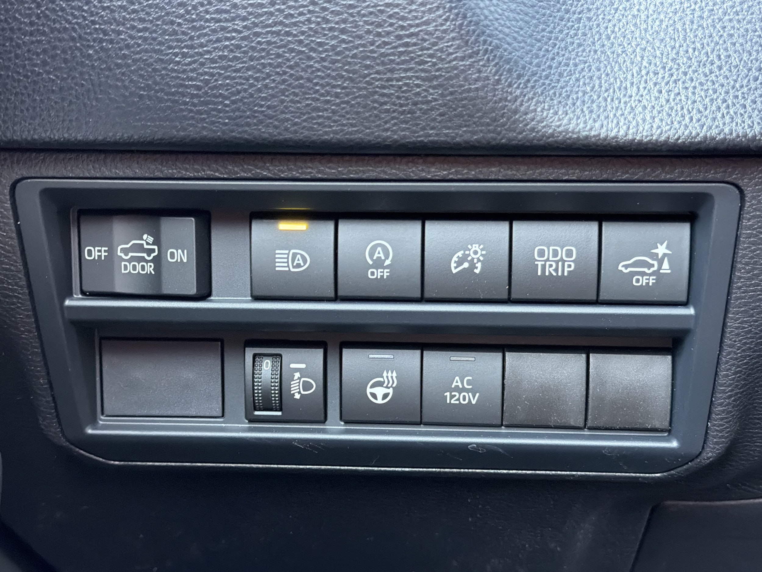 2026 Toyota Tundra SR5 - Photo 13