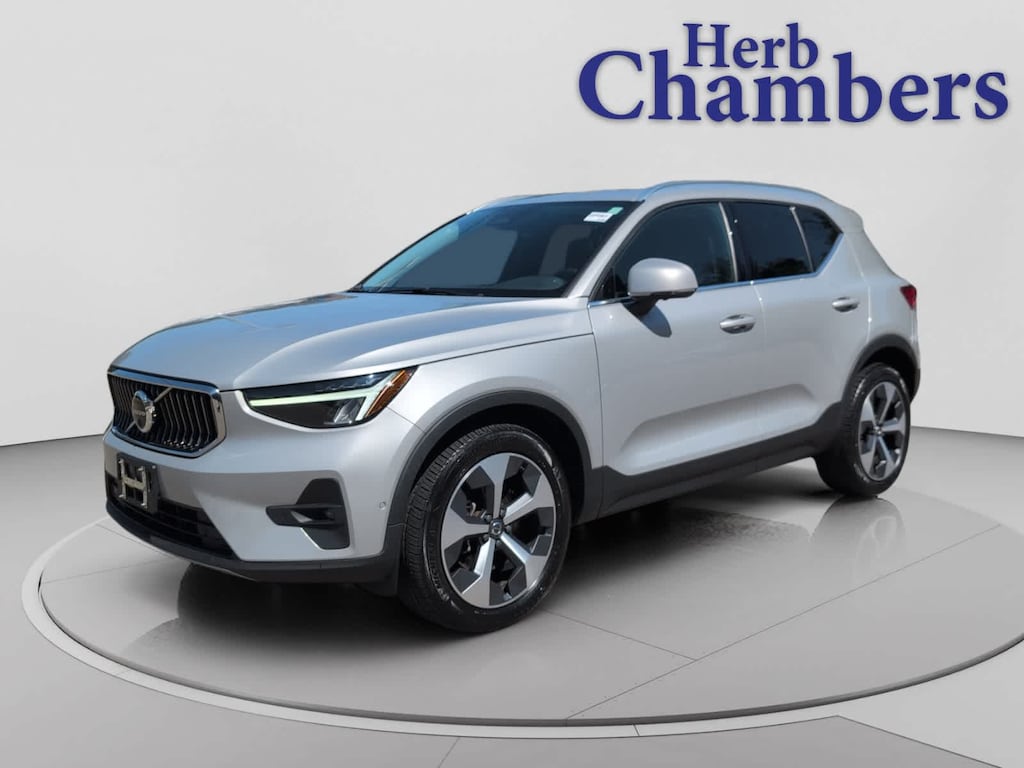 Certified 2023 Volvo XC40 B5 AWD Plus Bright SUV