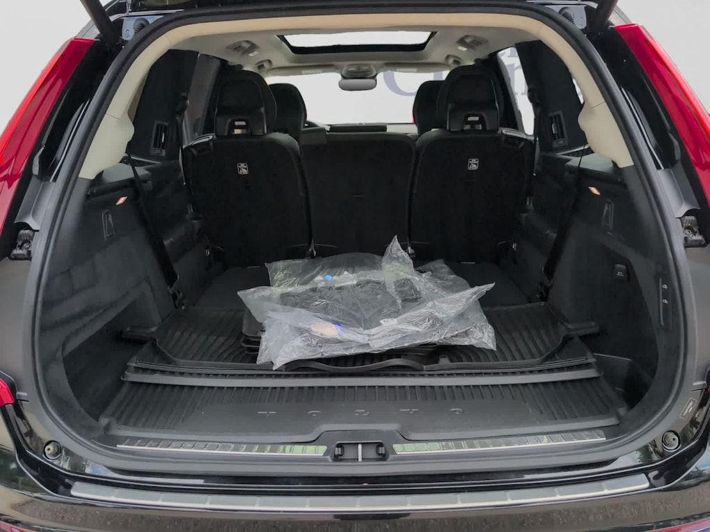 Certified 2024 Volvo XC90 B6 Ultimate Bright 7-Seater SUV