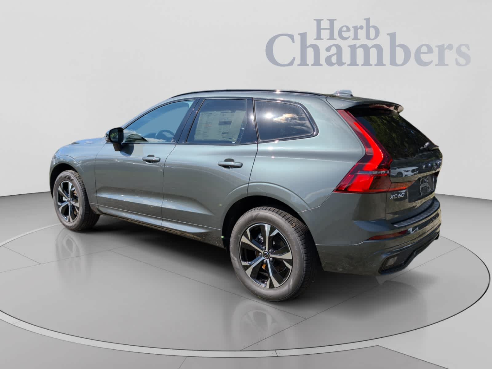 New 2026 Volvo XC60 B5 Core SUV
