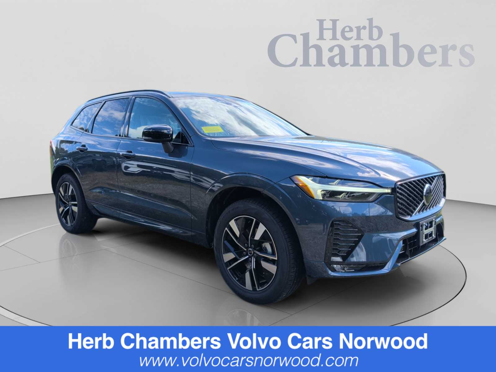 2027 Volvo XC60 Core