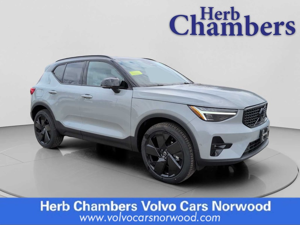 Used 2026 Volvo XC40 B5 Ultra Black Edition SUV