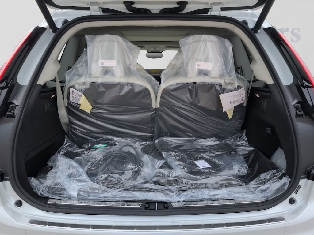 Used 2026 Volvo XC90 plug-in hybrid T8 Ultra 7-Seater SUV