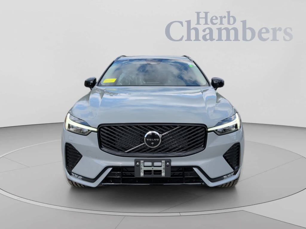 Used 2027 Volvo XC60 Plus SUV