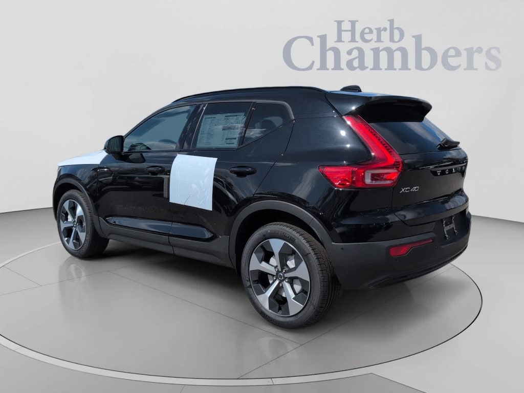 Used 2026 Volvo XC40 B5 Plus SUV