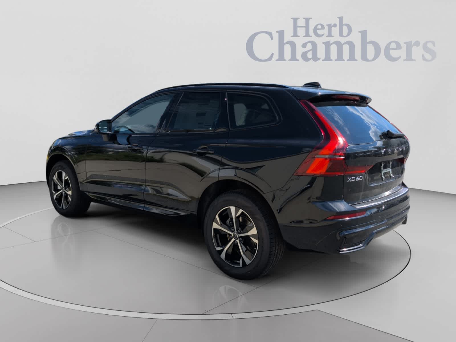 New 2026 Volvo XC60 B5 Core SUV